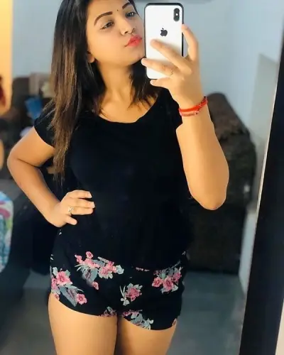 Colonelganj Escorts